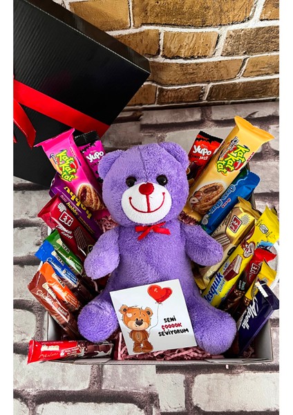 Sevgiliye Mor Ayıcık ve Bol Çikolatalı Tatlı Hediye Kutusu
