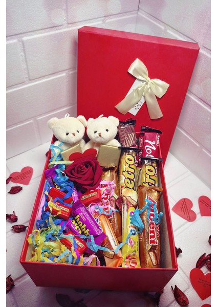 Sevgililer Günü Hediye Seti: Gül, Ayıcık ve Çikolata Kutusu fiyatları