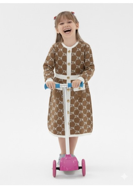 Harf Desenli Yumşak Dokulu Düğmeli Cep Detaylı Çocuk Triko Elbise 10-16 Yaş - Bej