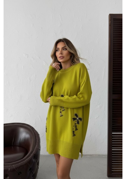 Çiçek Taş Işlemeli Uzun Kollu Triko Tunik Zarif ve Konforlu Günlük Kombinlere Uygun - Sarı modelleri