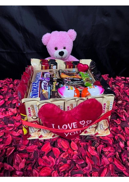 Pembe Ayıcık ve Çikolata Dolulu Hediye Kutusu, Sevgi Dolu Hediye