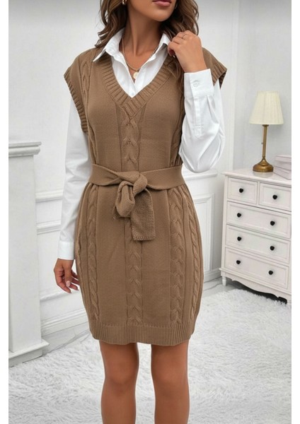 V Yaka Kolsuz Örgü Desenli Kemerli Mini Triko Elbise Regular fiyatları