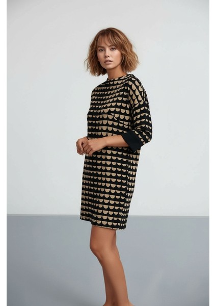 Kadın Turuncu Sarı Geometrik Desenli Oversize Büyük Beden Curve Spor Şık Elbise modelleri