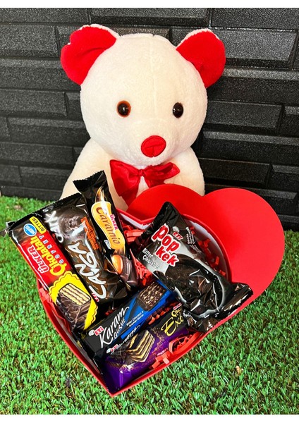 Tatlı Ayıcık ve Çikolatalı Kalp Hediye Kutusu, Doğum Günü, Sevgiliye, Kız Arkadaşa