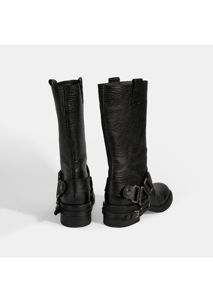 Kadın Siyah Metal Aksesuarlı Deri Biker Bot