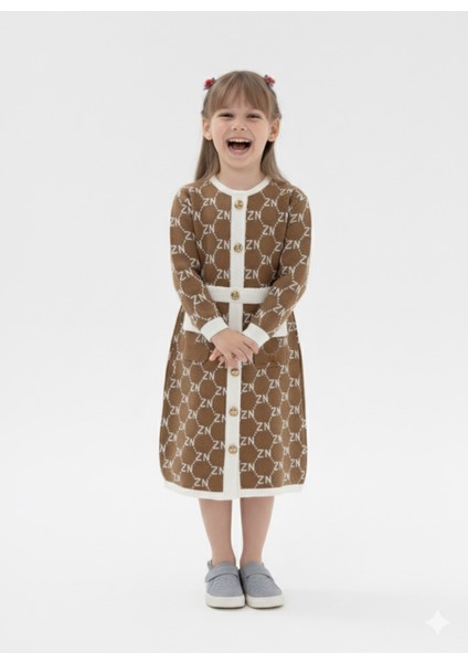 Harf Desenli Yumşak Dokulu Düğmeli Cep Detaylı Çocuk Triko Elbise 10-16 Yaş - Bej fırsatları