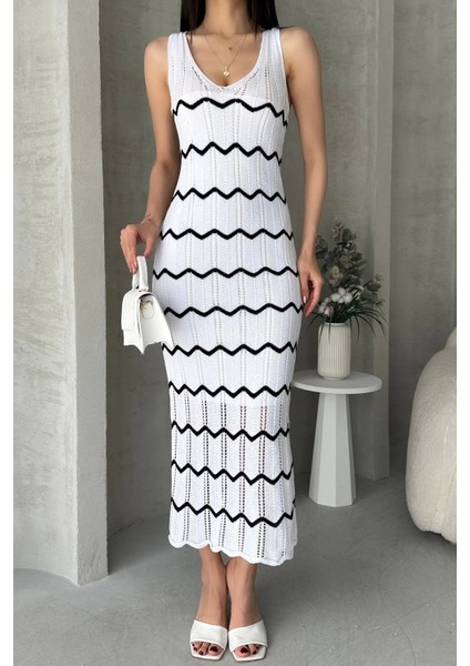 V Yaka Zigzag Detaylı Triko Elbise - Ekru fiyatları