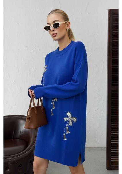 Çiçek Taş Işlemeli Uzun Kollu Triko Tunik Zarif ve Konforlu Günlük Kombinlere Uygun - Mavi fiyatları