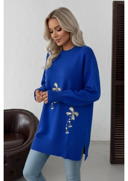 Çiçek Taş Işlemeli Uzun Kollu Triko Tunik Zarif ve Konforlu Günlük Kombinlere Uygun - Mavi modelleri