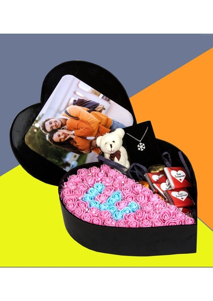 Sevgiliye Özel Kalp Kutu Çiçek, Çikolata, Ayıcık, Kolye ve Anahtarlık