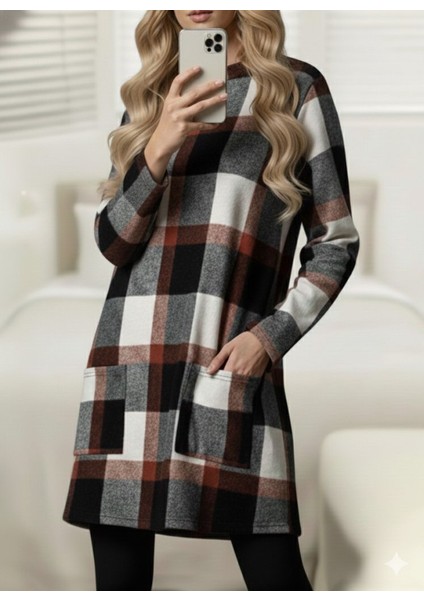 Kadın Uzun Kollu Yarı Balıkçı Yakalı Cep Detaylı Ekoseli Dokuma Tunik