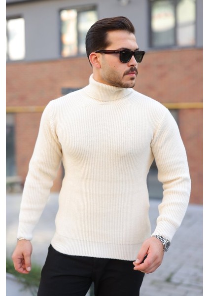 Erkek Boğazlı Örme Kazak