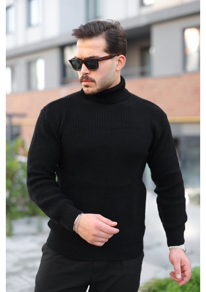 Erkek Boğazlı Örme Kazak