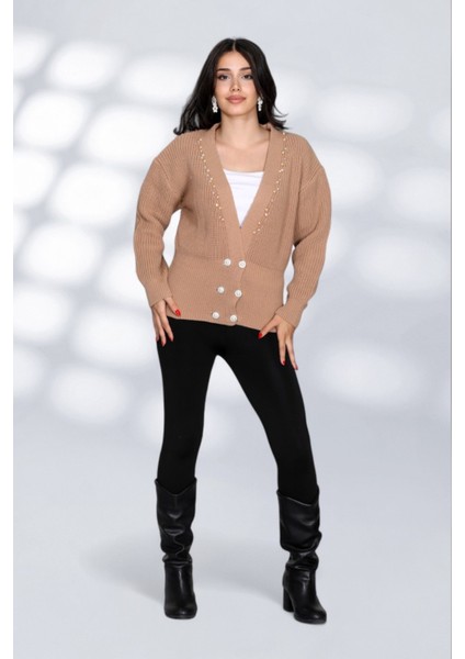 Modern Tarz Çift Sıra Düğme Detaylı Taş Süslemeli V Yaka Triko Hırka - Bej modelleri