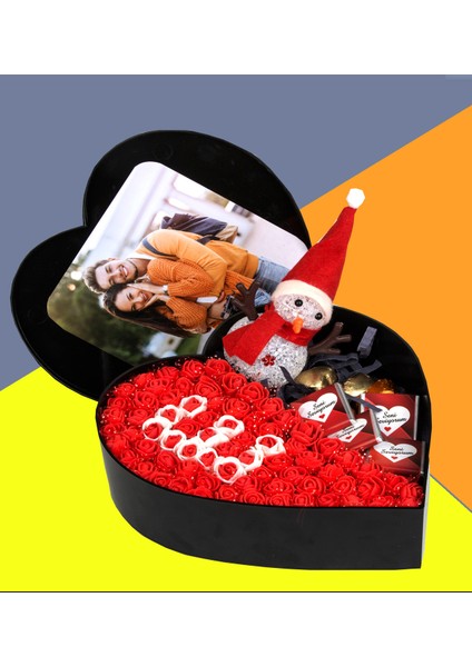 Sevgiliye Özel Işıklı Kalp Kutu Çiçek ve Çikolata Buketi