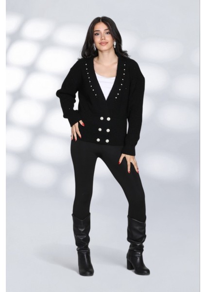 Modern Tarz Çift Sıra Düğme Detaylı Taş Süslemeli V Yaka Triko Hırka - Siyah