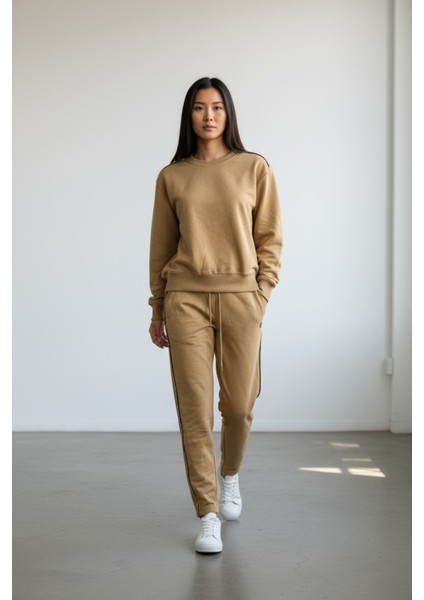 Zincir Işlemeli Mevsimlik Rahat Kalıp Tüylenmez Poodle Eşofman Takımı fırsatları