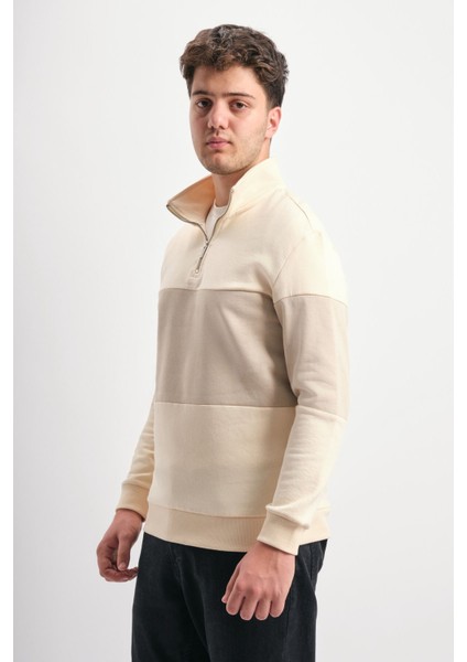 Regular Fit Yarım Fermuarlı Dik Yaka Renk Bloklu Sweatshirt fiyatları