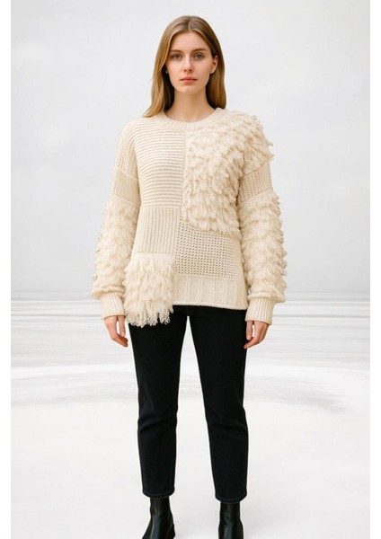 Kadın Ekru Renkli Patchwork Tasarımlı Dokulu Triko Kazak - Oversize ve Rahat Formlu - Ekru