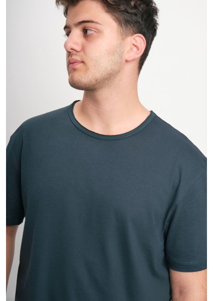 Regular Fit Kısa Kol Pis Yaka Basic T-Shirt modelleri