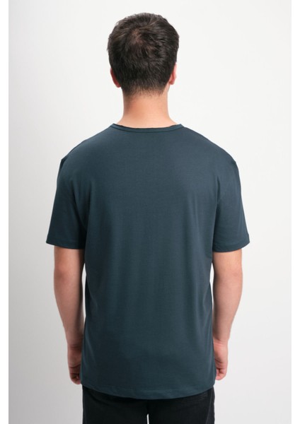 Regular Fit Kısa Kol Pis Yaka Basic T-Shirt fırsatları