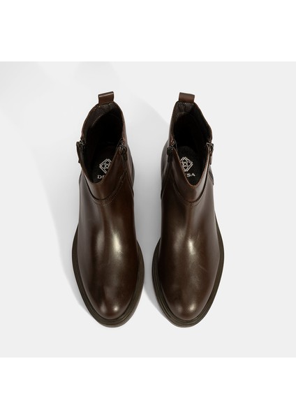 Kadın Kahve Metal Toka Detaylı Fermuarlı Deri Bot