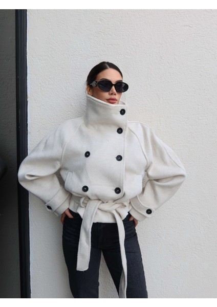 Dik Yaka Kısa Kaşe Kaban fırsatları