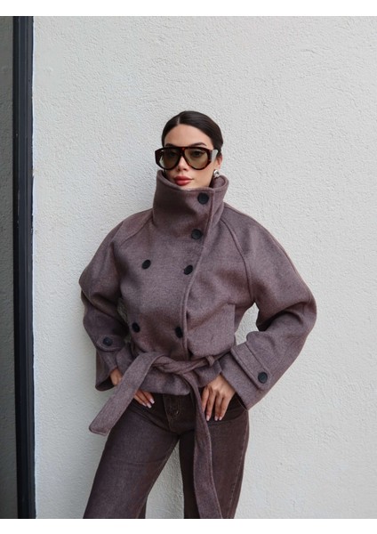 Dik Yaka Kısa Kaşe Kaban fiyatları