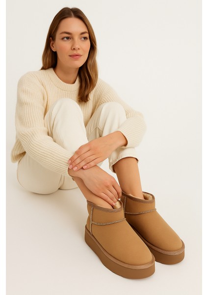 Kadın Kalın Taban Süet Bot Platform Topuklu Vizon En Iyi Muadil Içi Kürklü Ug Model Bot & Bootie fiyatları