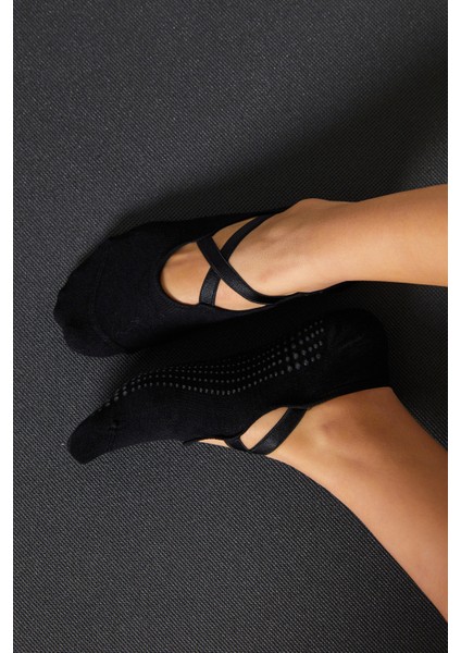 Bambu Kadın Siyah Kaydırmaz Taban Silikon Baskı Pilates Yoga Fitness Dans Aktivite Babet Çorabı 2’li fırsatları