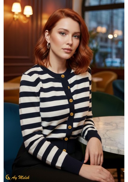 Kadın Çizgili Triko Hırka Düğmeli Bisiklet Yaka Kısa Yumuşak Dokulu Hırka modelleri