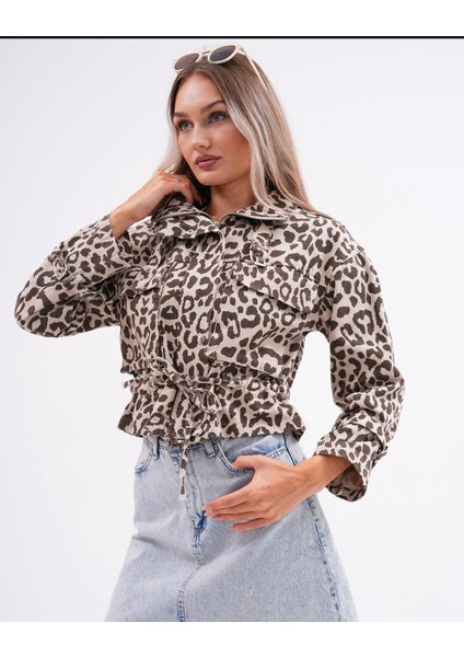 Kadın Leoparlı Cepli Mevsimlik Tarz Ceket