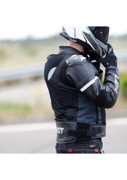 Titan Motosiklet Montu Kırmızı – Ce Onaylı Koruma, Nefes Alabilir, 3 Mevsim Sürüş Montu modelleri