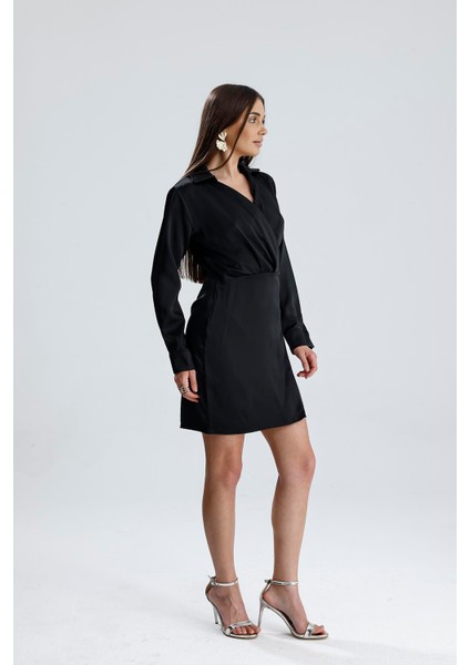 Kadın Siyah Kruvaze Yaka Gömlek Tarzı Parlak Saten Mini Elbise Uzun Kollu Abiye Elbise Yılbaşı modelleri