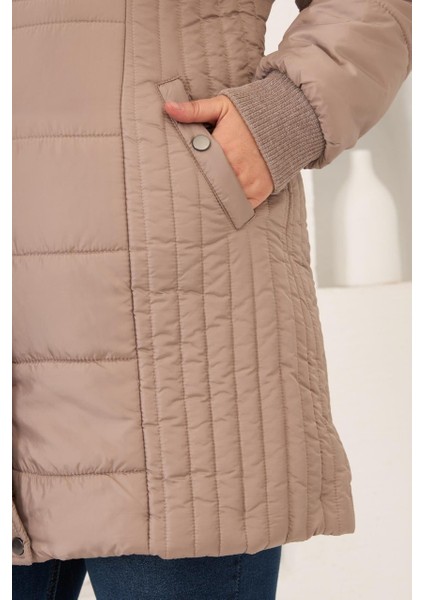 Büyük Beden Kapüşonlu Şişme Mont Vizon