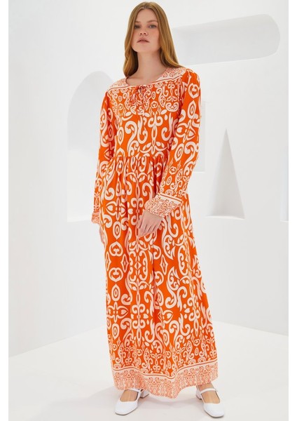 Turuncu Ekru Desenli Uzun Viskon Elbise 1947 modelleri