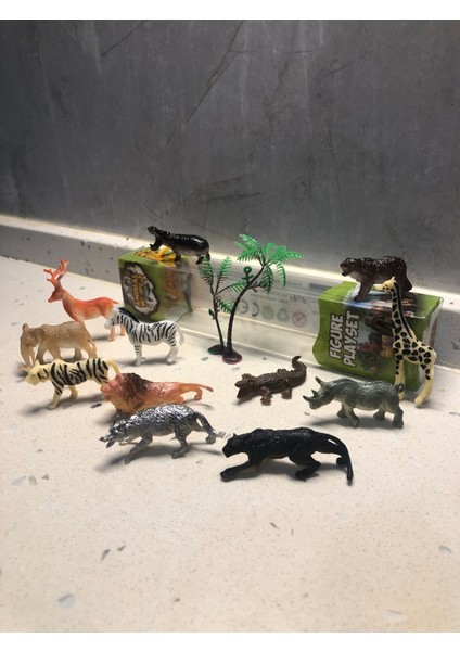 Vahşi Yırtıcı Doğa Hayvanları Oyuncak 13’lü Karakter Figür Set Animal Planet fiyatları