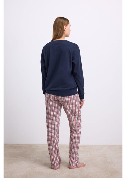 Rahat ve Şık %100 Pamuklu Uzun Kol Sweatshirt ve Ekose Pantolon Pijama Takımı fiyatları