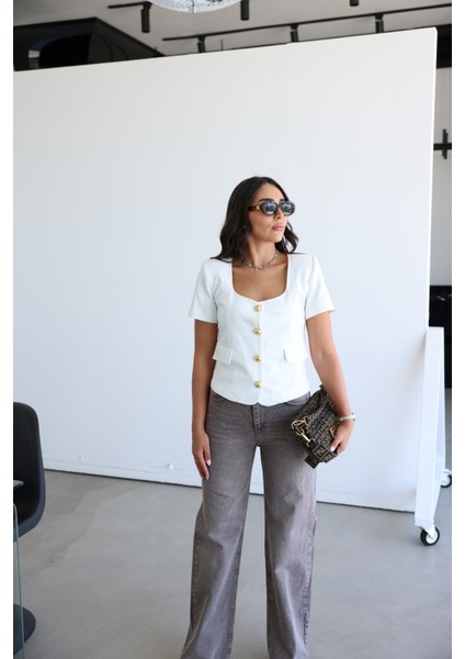 Ö.ö Omuzu Vatkalı Gold Düğmeli Ceket