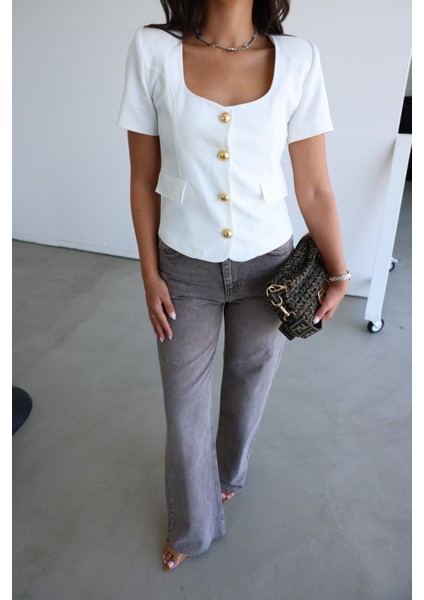 Ö.ö Omuzu Vatkalı Gold Düğmeli Ceket fırsatları