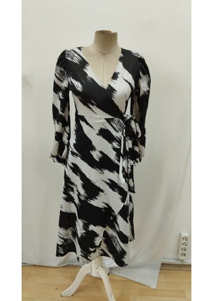 Cottonlab Kadın Uzun Kollu Kruvaze Yakalı Yandan Bağlamalı Desenli Mini Modal Elbise