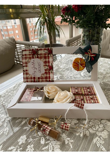 Yılbaşı Hediye Çikolata Kutusu fırsatları