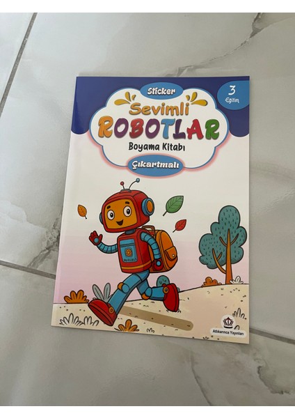 Sevimli Robotlar Boyama Kitabı