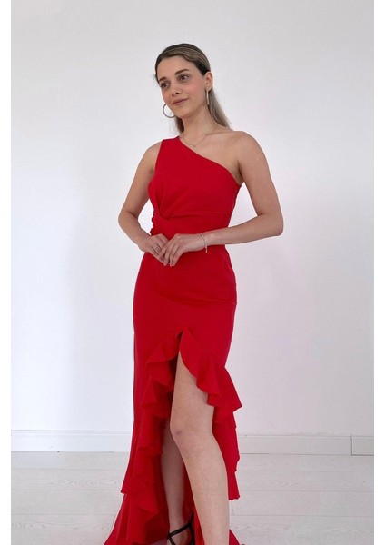 Cottonlab Kırmızı Yırtmaçlı Volanlı Elbise