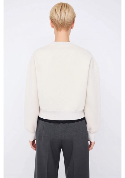 Kadın Bisiklet Yaka Standart Kol Regular Kalıp Slogan Nakışlı Sweatshirt Fonksiyonel Rahat fırsatları