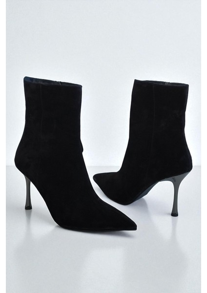 Siyah Hakiki Süet Deri Kadın Bot – 9 cm Ince Metal Topuk Bilekte Şık Sivri Burun modelleri