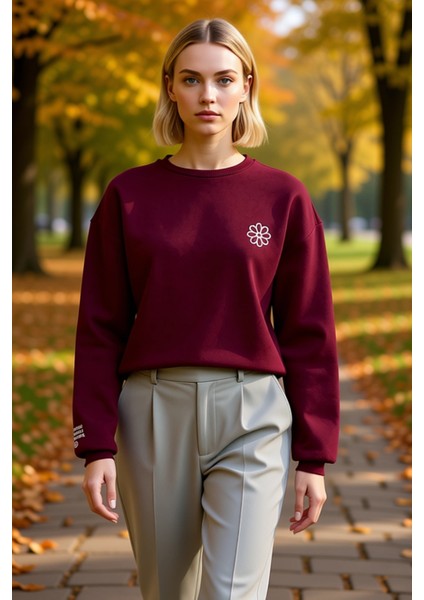 Kadın Bisiklet Yaka Düşük Kol Nakışlı Regular Kalıp Sweatshirt Fonksiyonel Dayanıklı Rahat