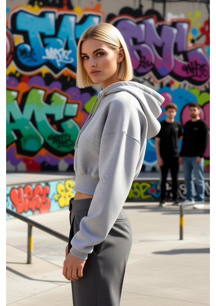 Kadın Kapüşonlu Fermuarlı Uzun Kollu Örme Sweatshirt Fonksiyonel Dayanıklı Kaliteli Modern indirimleri