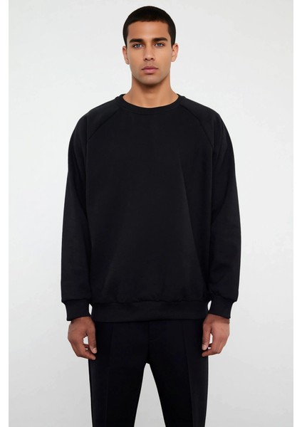 Erkek Bisiklet Yaka Reglan Kol Oversize Kalıp Sweatshirt Fonksiyonel Dayanıklı Kaliteli Şık modelleri