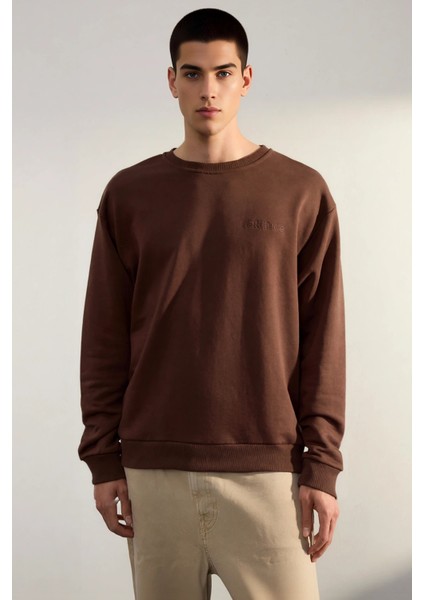 Erkek Bisiklet Yaka Düşük Kol Oversize Slogan Nakışlı Diagonal Sweatshirt Fonksiyonel Spor modelleri